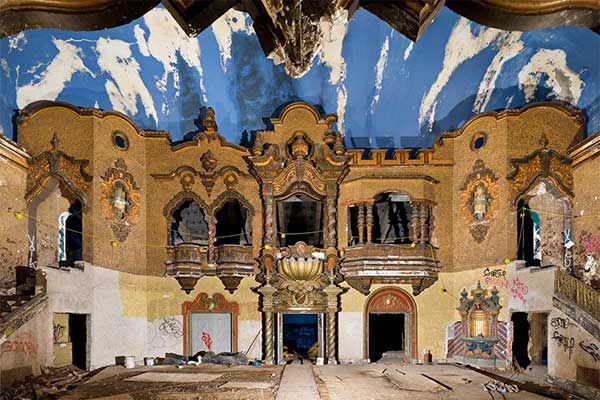 Subway access elevators